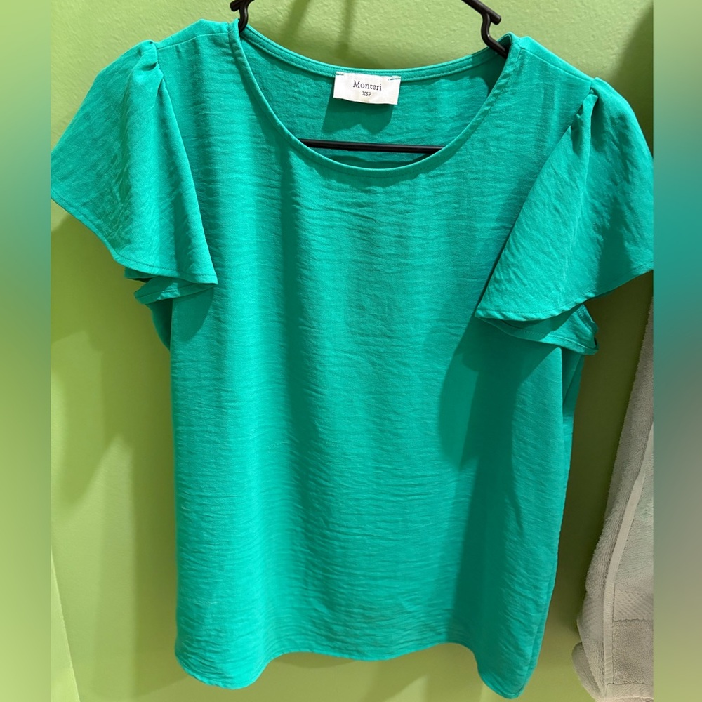 Green Monteri Short Sleeve Blouse